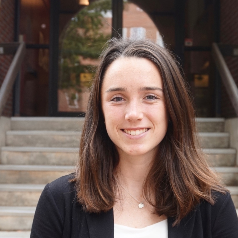 Meet your Posher, Emily